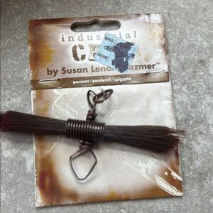 Artistic Gear Pendant with Wire Design